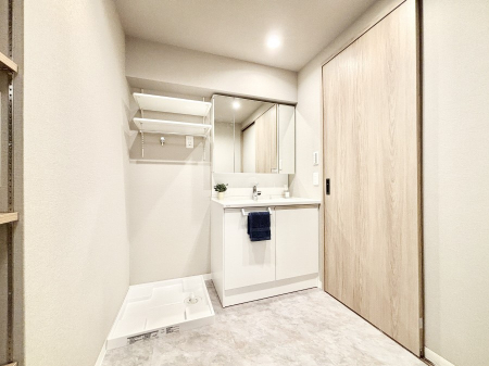 ���ʑ�E���ʏ��@��Ƃ�̐��ʃX�y�[�X�Œ��̐g�x�x�����N���N  