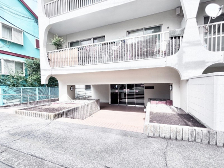 �G���g�����X�@�������������͋C�̃G���g�����X  