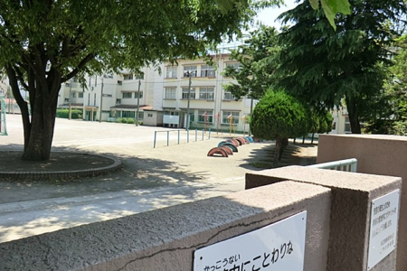 ���ӊ��@���w�Z 820m ����s���ђ����w�Z