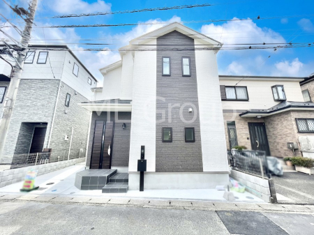 ���n�O�ώʐ^�@���X�����I�����Ղ�̗z���ƊJ�����ɕ�܂�閾�邢�Z�܂��B 