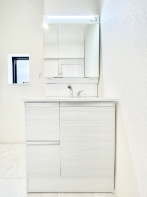 ���ʑ�E���ʏ��@���[�͂Ƌ@�\���ɗD�ꂽ���ʉ��ϑ�