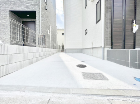 �@�����Ɍ������Ȃ����ԃX�y�[�X�B