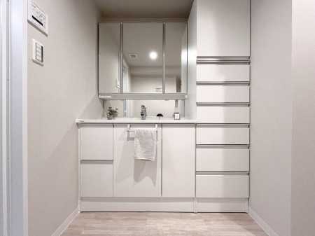 ���ʑ�E���ʏ��@������������ʉ��ώ��Œ��̐g�x�x�����K  