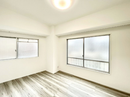 ���̑����ρ@�u�₩�ȓ��������������S�̂�D������ݍ���ł���܂�