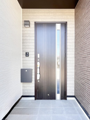 ���ց@��؂ȉƑ��A���q���o�}���錺�ցB