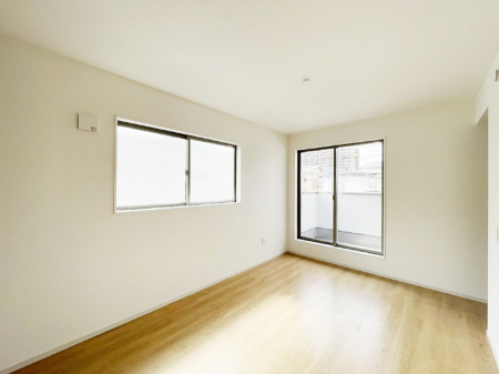 ���̑����ρ@�o���R�j�[���J�������v���X���Ă����m��