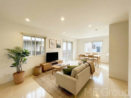 ���r���O�@���Ƒ��̓��₩�Șb�����ŕ�܂�閾�邢���r���O  ���Ƌ��CG�ł�