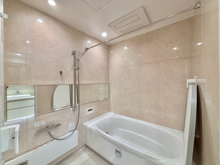 �����@����̔�������Ă���閾�邢�������̂���o�X���[��  