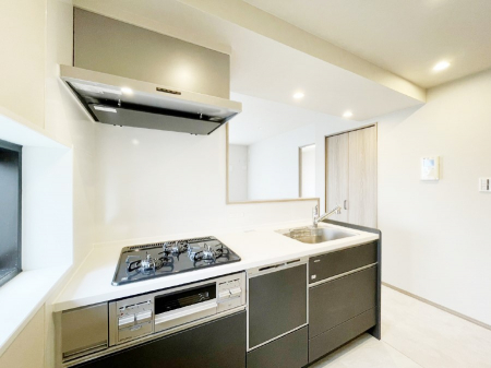 �L�b�`���@�L�X�Ƃ����g������̗ǂ��L�b�`���œ��X�̂��������y�����Ȃ肻��