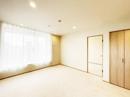 ���̑����ρ@�Ƒ������R�ƏW�܂�e���̃X�y�[�X�ɂȂ肻��