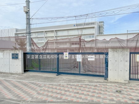 ���ӊ��@���w�Z 700m �����旧�]�k�����w�Z