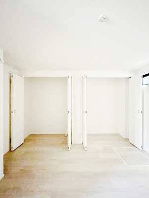 ���[�@�m���̃N���[�[�b�g�B���s��������̂Ō���̈ߗނ�����������܂�܂��B