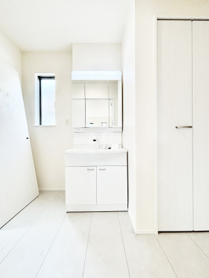 ���ʑ�E���ʏ��@���[�͂Ƌ@�\���ɗD�ꂽ���ʉ��ϑ�