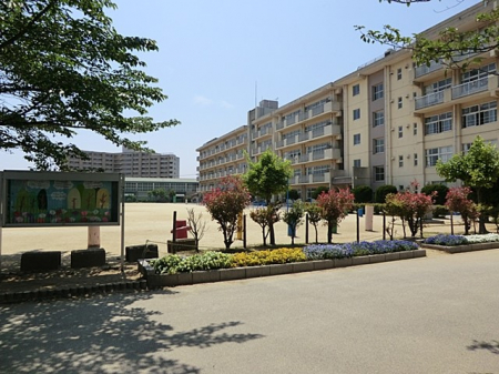 ���ӊ��@���w�Z 400m ���ˎs�����{�ꏬ�w�Z