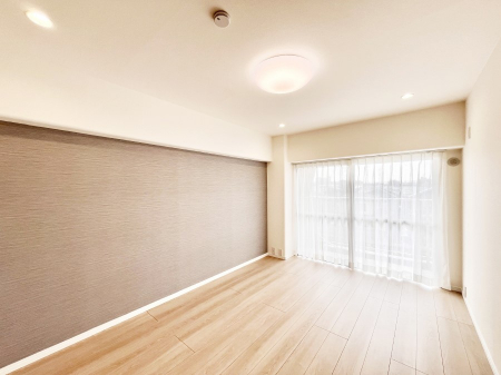 ���̑����ρ@�o���R�j�[���J�������v���X���Ă����m��