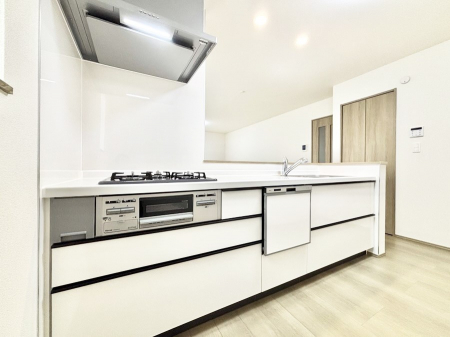 �L�b�`���@�������������I�ɁA�y�����I�V�X�e���L�b�`��  