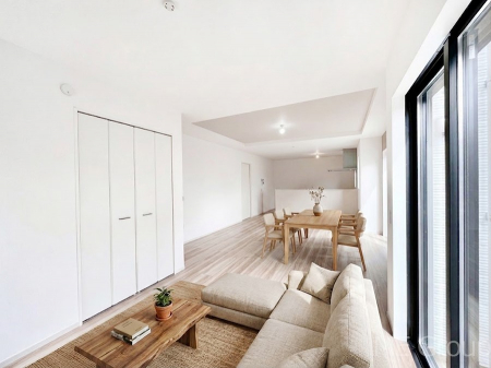 ���r���O�@�܏�V�䂪�k�c�j�ɊJ�������v���X�I�Ƒ��݂�Ȃ�������芰���܂��@���Ƌ��CG�ł�