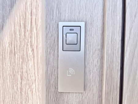 ���ց@���N���N�J���I�X�}�[�g�R���g���[���L�[�B