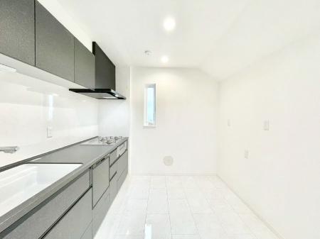 �L�b�`���@��Ƃ肠��L�b�`���ł͂��Ƒ��Ɗy�������������ł��܂��B