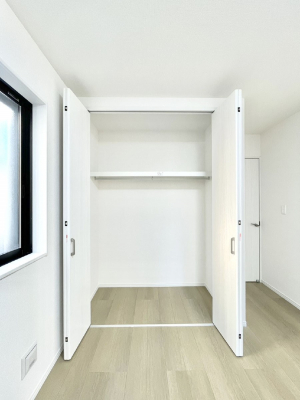 ���[�@�����Ղ�̎��[�X�y�[�X�ŉ��K�ɕ�点���� 