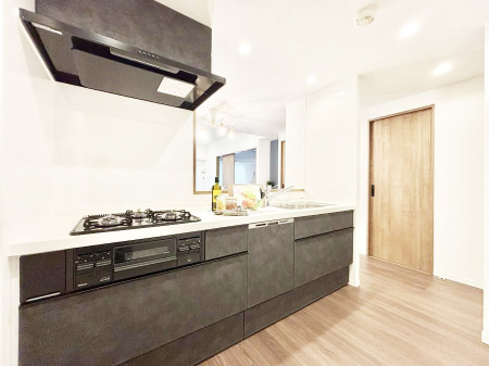 �L�b�`���@�������������I�ɁA�y�����I�V�X�e���L�b�`��