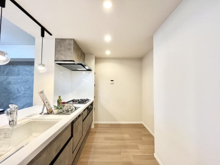 �L�b�`���@��Ƃ肠��L�b�`���X�y�[�X�ł�������H��̌�Еt�����X���[�Y�ɁI