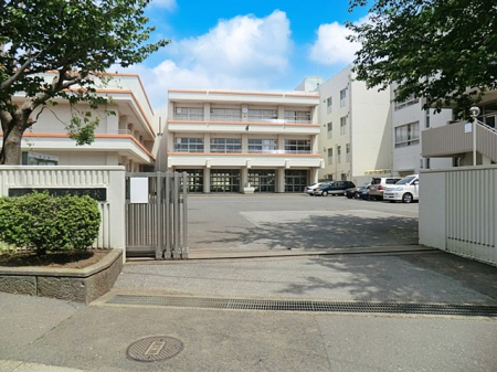 ���ӊ��@���w�Z 690m �D���s���юR���쏬�w�Z