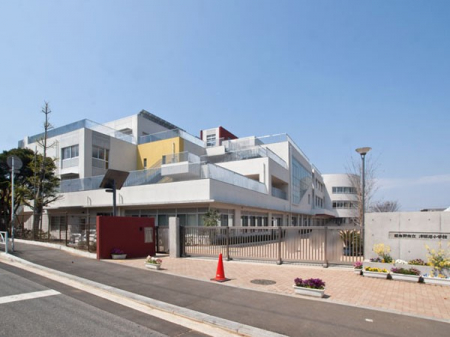 ���ӊ��@���w�Z 900m �K�u��s���Óc�����w�Z