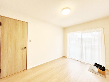 ���̑����ρ@�o���R�j�[���J�������v���X���Ă����m��