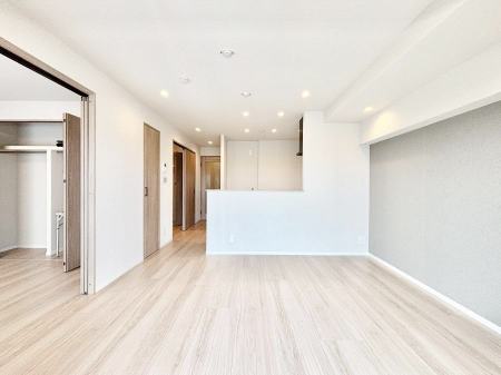 ���r���O�@�Ƒ��ꏏ�ɂ��H�����y���݂����Ȃ�L�X���r���O�_�C�j���O�@