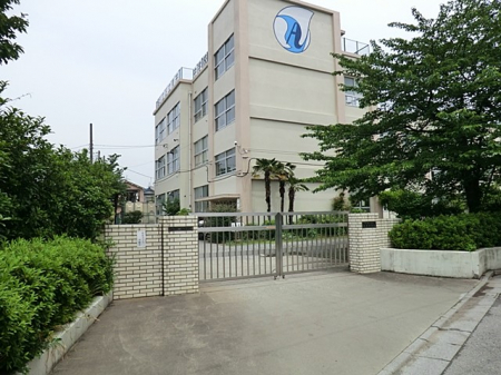 ���ӊ��@���w�Z 350m �䒆�w�Z