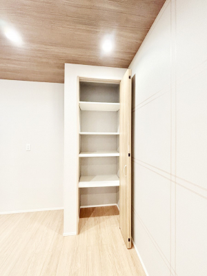 ���[�@�p���g���[�����r���O���[�t���I���p�i��H�i�̃X�g�b�N�ȂǃX�b�L�����[�ł��܂��B