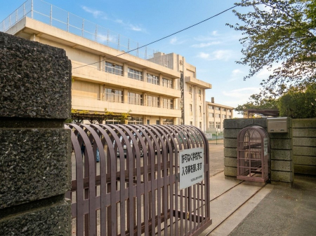 ���ӊ��@���w�Z 1100m ����s�������w�Z