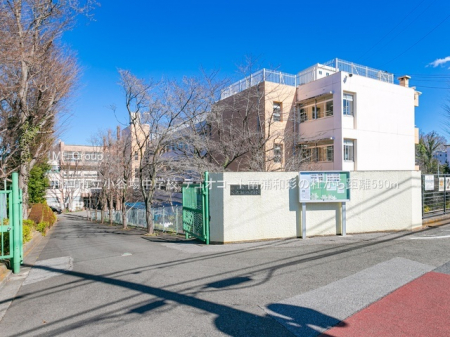 ���ӊ��@���w�Z 590m ����s�����J�ꒆ�w�Z