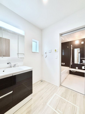 ���̑��@�������̂�����K��Ԃł��B�����̐g�x�x���C�����ǂ����g�������܂��B 