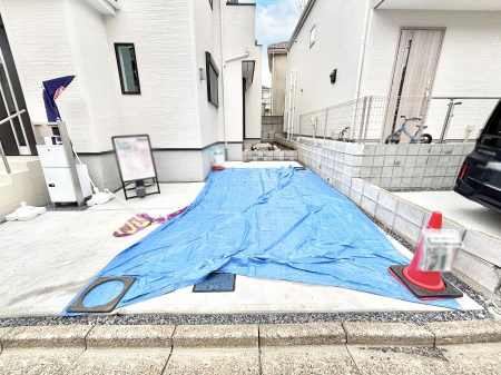 �@�����Ɍ������Ȃ����ԃX�y�[�X�B