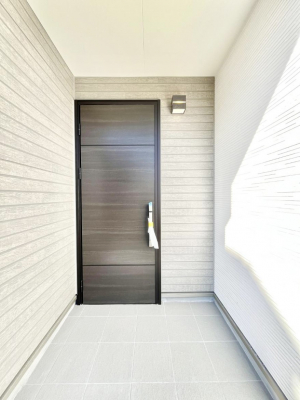 ���ց@��؂ȉƑ��A���q���o�}���錺�ցB