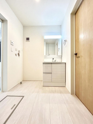 ���ʑ�E���ʏ��@�傫�����₷���O�ʋ��Ő�����������ʑ�́A�g�����Ȃ݃`�F�b�N�┧�̂������ɂ������߂ł��B 