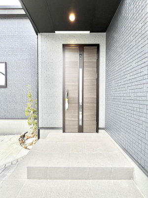 ���ց@��؂ȉƑ��A���q���o�}���錺�ցB