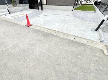 �@�����Ɍ������Ȃ����ԃX�y�[�X�B