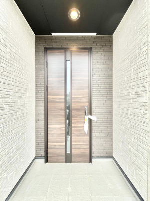 ���ց@��؂ȉƑ��A���q���o�}���錺�ցB