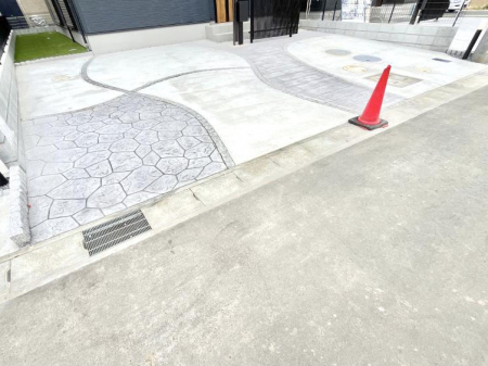 �@�����Ɍ������Ȃ����ԃX�y�[�X�B