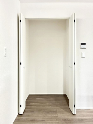 ���̑����ρ@�L�b�`���ɂ̓p���g���[�I�H�ނ̃X�g�b�N�͂������A���p�i�̎��[�Ȃǎg�����͂��낢��I