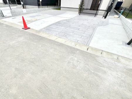 �@�����Ɍ������Ȃ����ԃX�y�[�X�B