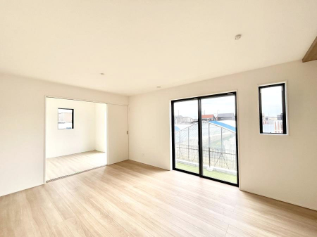 ���̑����ρ@���邢�z���������A�����̕��͋C�ɖ��������_�C�j���O�B   