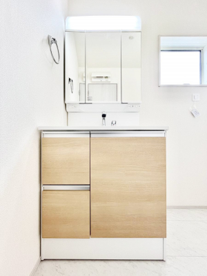 ���ʑ�E���ʏ��@���[�͂Ƌ@�\���ɗD�ꂽ���ʉ��ϑ�