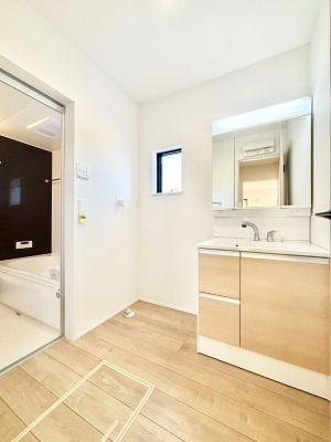 ���ʑ�E���ʏ��@�������̂�����K��Ԃł��B�����̐g�x�x���C�����ǂ����g�������܂��B 