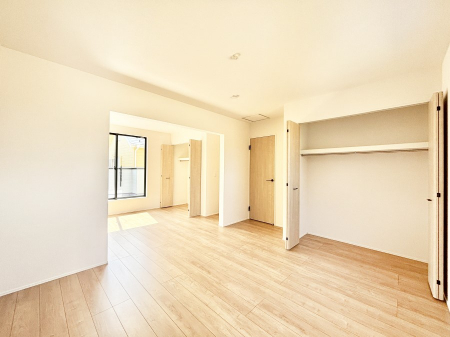 ���̑����ρ@2�����ɕ����Ă����p�ł���t���L�V�u���ȊԎ��v����