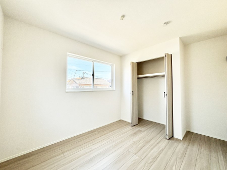 �Q���@�g���₷���`�Ńx�b�g��Ƌ�̒u�����ɂ����邱�Ƃ�����܂���B