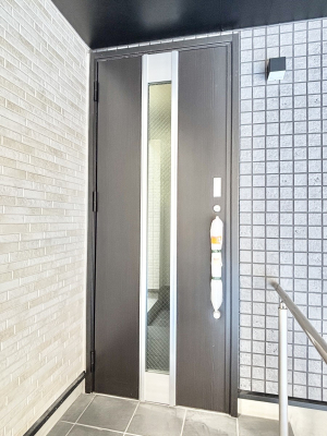 ���ց@��؂ȉƑ��A���q���o�}���錺�ցB